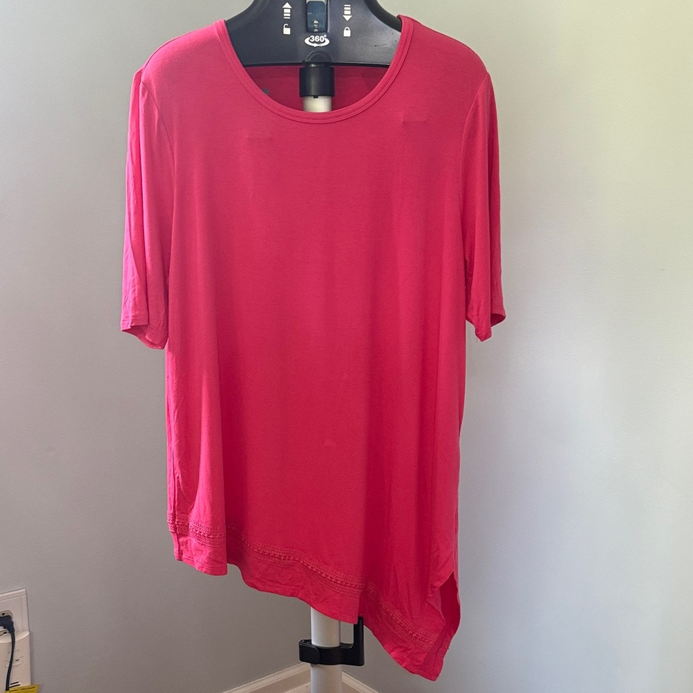 Chico's Rose Asymmetrical Short Sleeve Tee